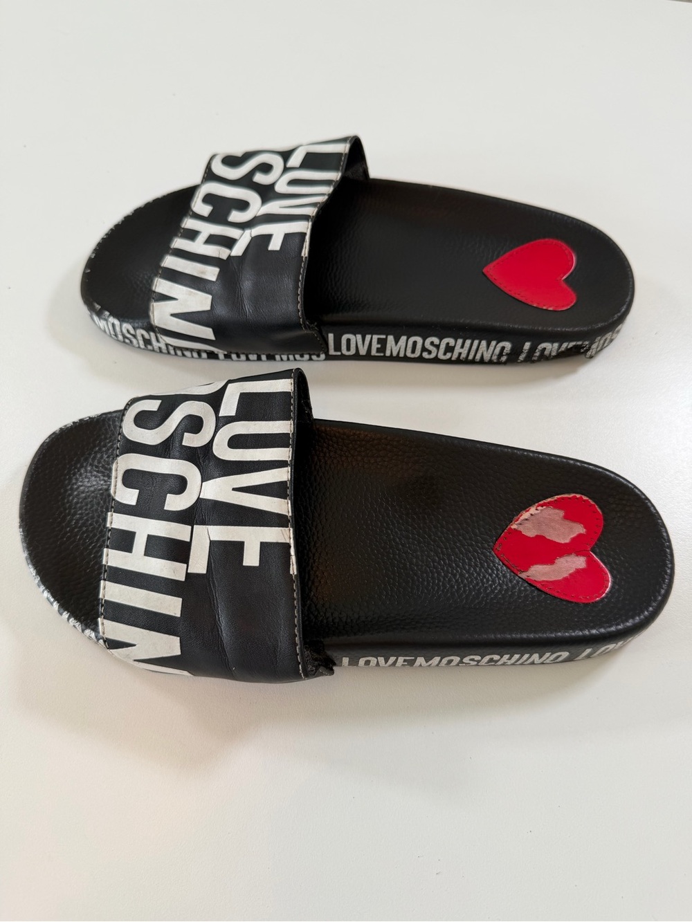 Love Moschino Logo Print Heart Slides EU 38 Project Repair